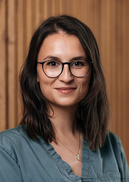 Zahnärztin Hufnagel Zahnimplantate Würzburg